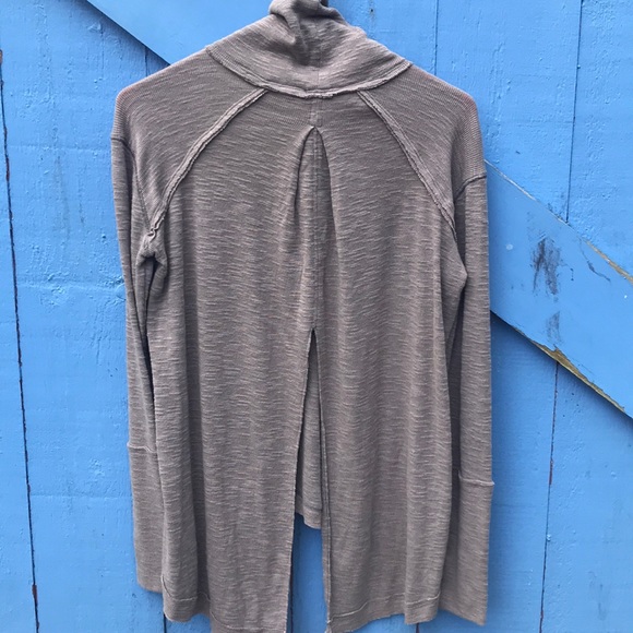 Free People Split Back Turtleneck - Stone XS - Picture 3 of 4